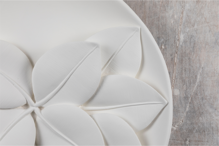 Horizontal Leaf Plate II